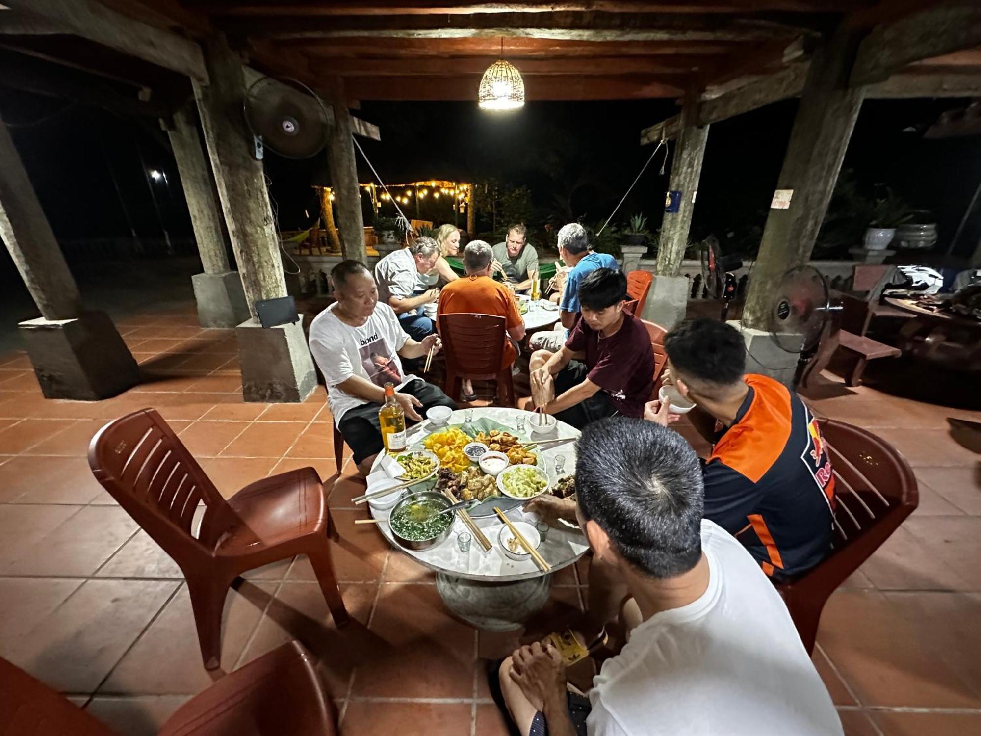 Vulinh Family -Homestay Yen Binh Esterno foto